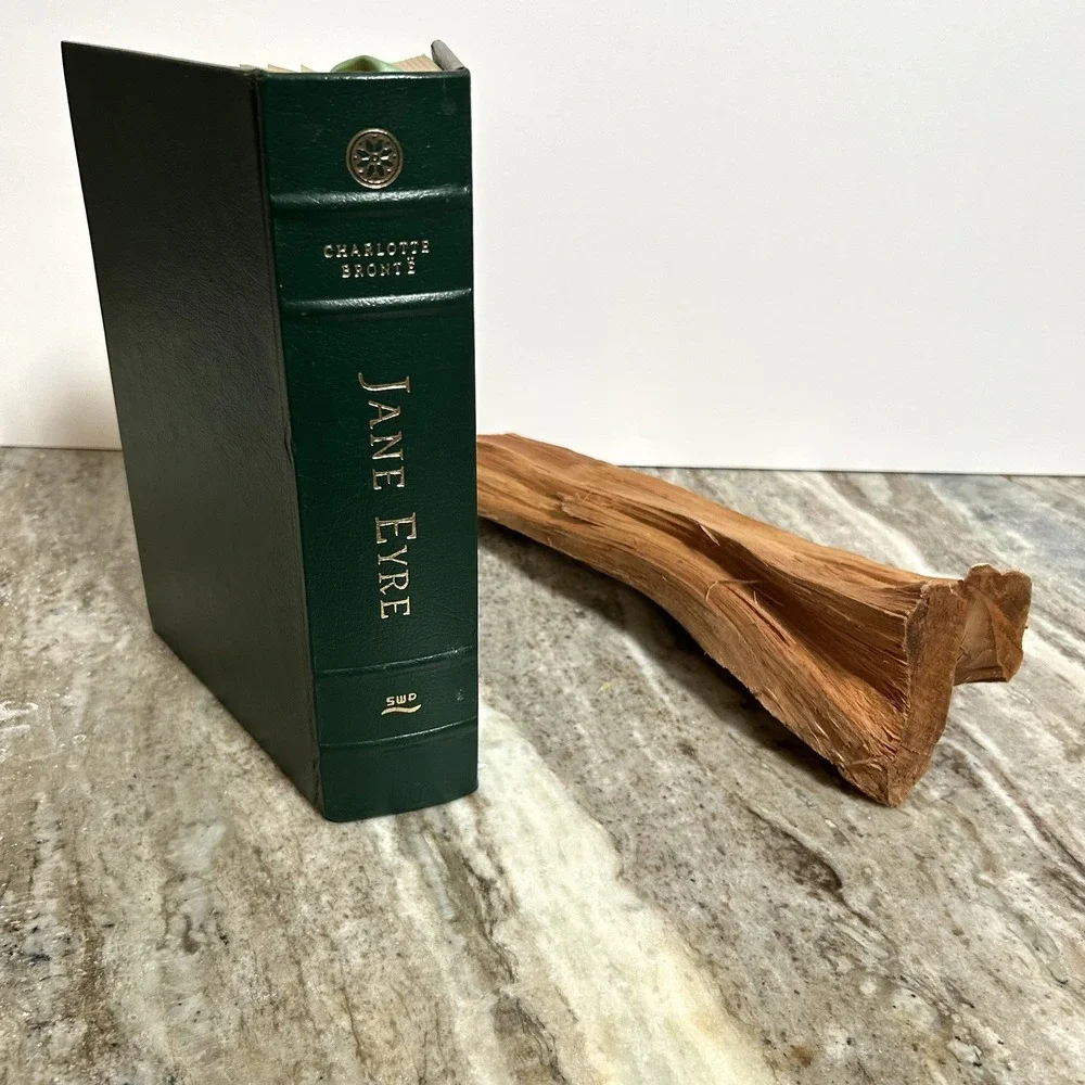 Jane Eyre by Charlotte Bronte Hardcover Decorative Ribbon Green Gold. 1998.